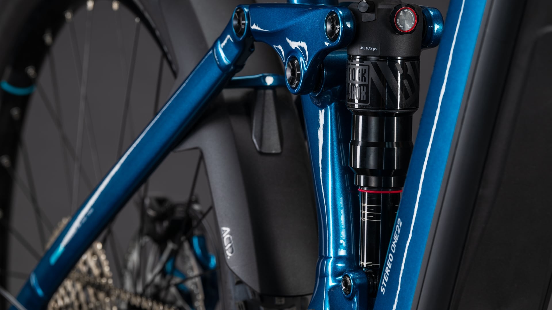 Cube Stereo Hybrid ONE22 Race 800 electricblue'n'white