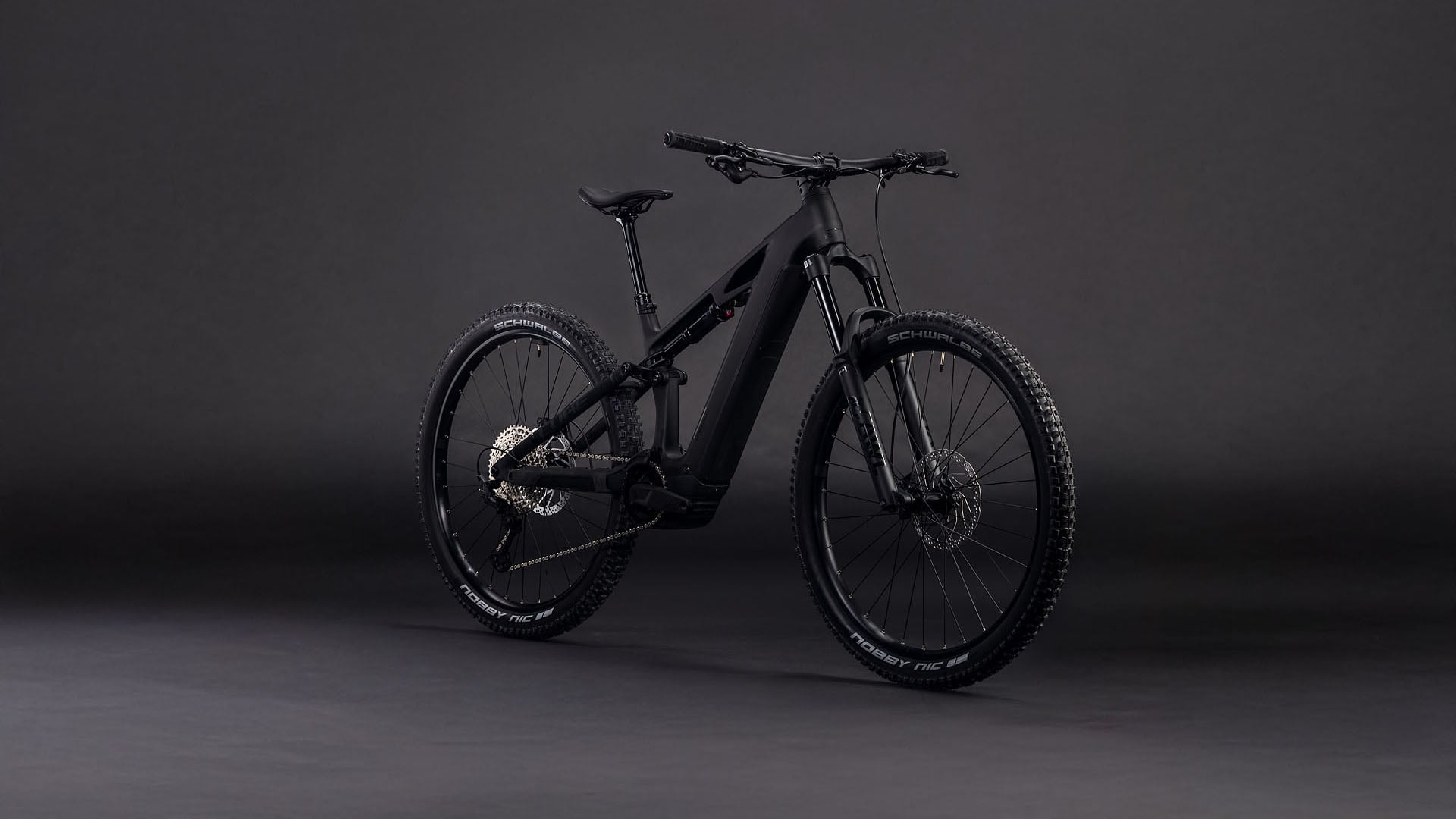 Cube Stereo Hybrid ONE44 HPC Race 800 blackline