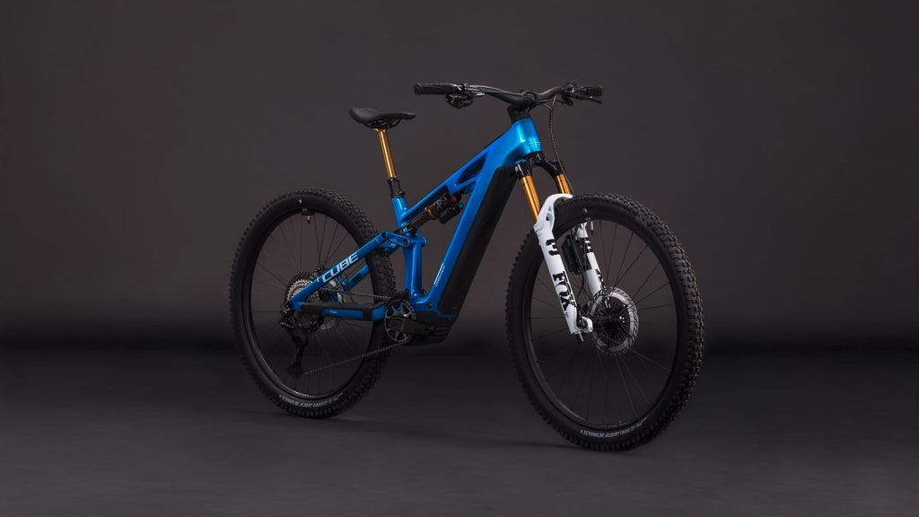 Cube Stereo Hybrid ONE44 HPC AT 800 actionteam