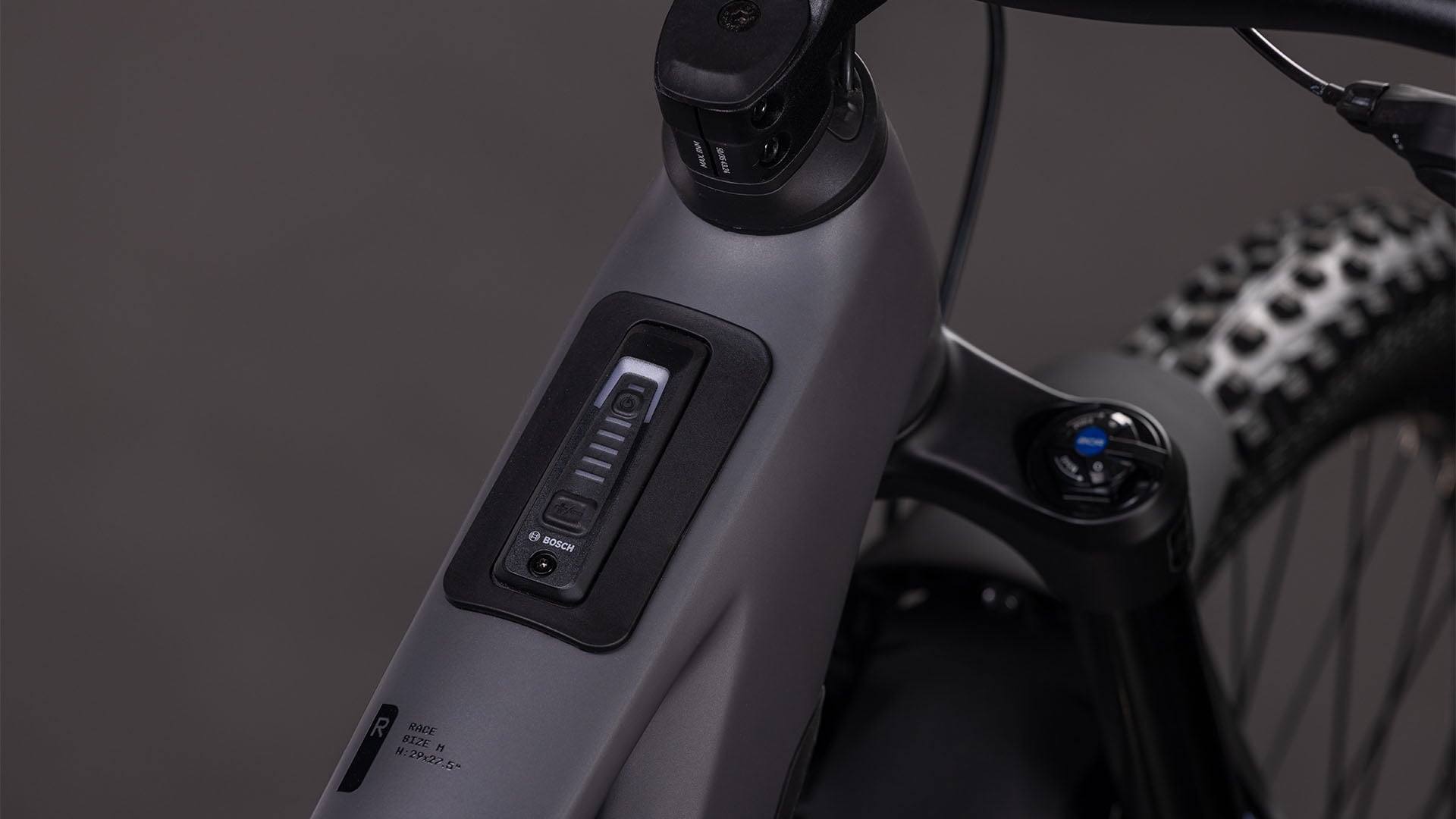 Cube Stereo Hybrid ONE77 HPC Race 800 irongrey'n'black