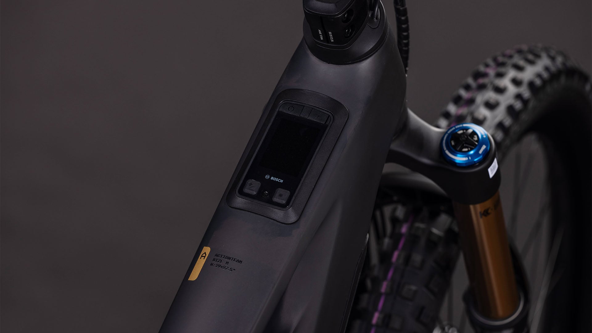 Cube Stereo Hybrid ONE77 HPC AT 800 carbon'n'gold