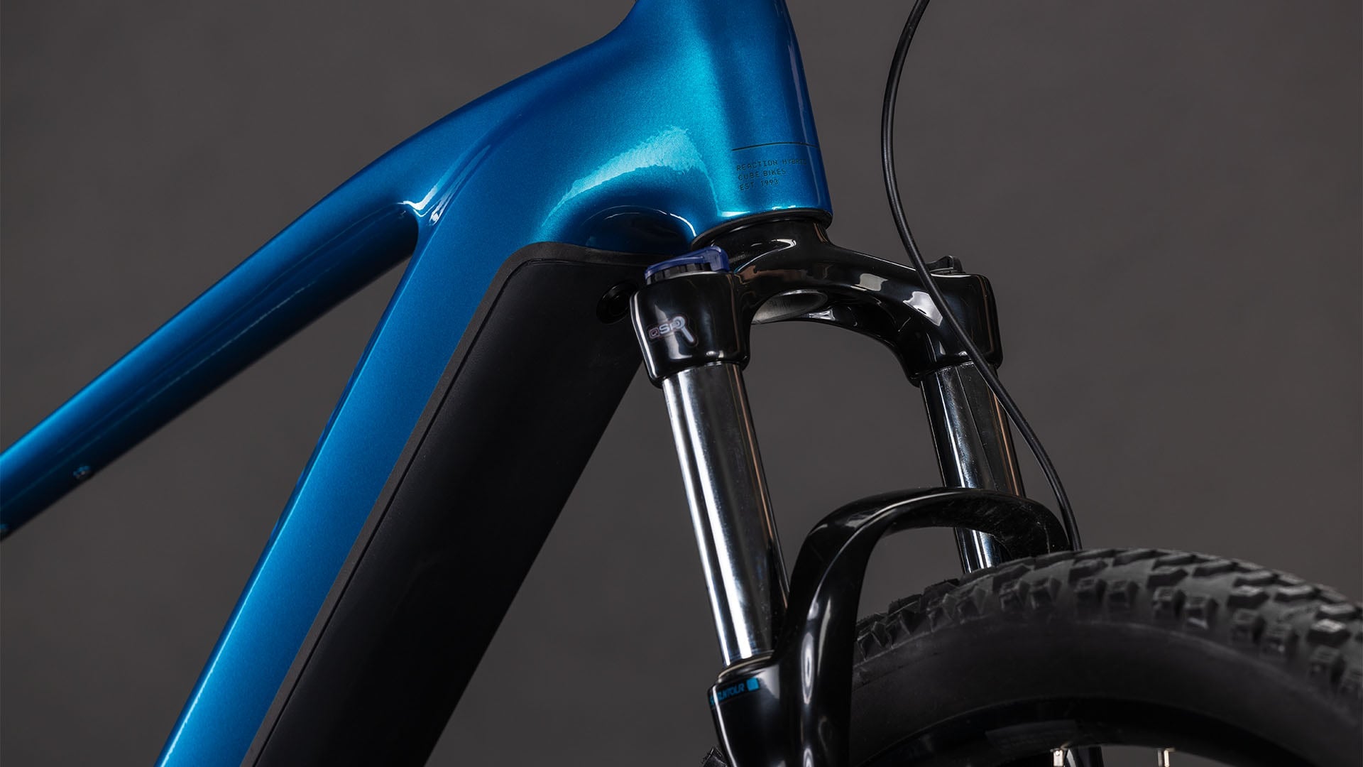 Cube Reaction Hybrid Performance 600 electricblue'n'dazzle
