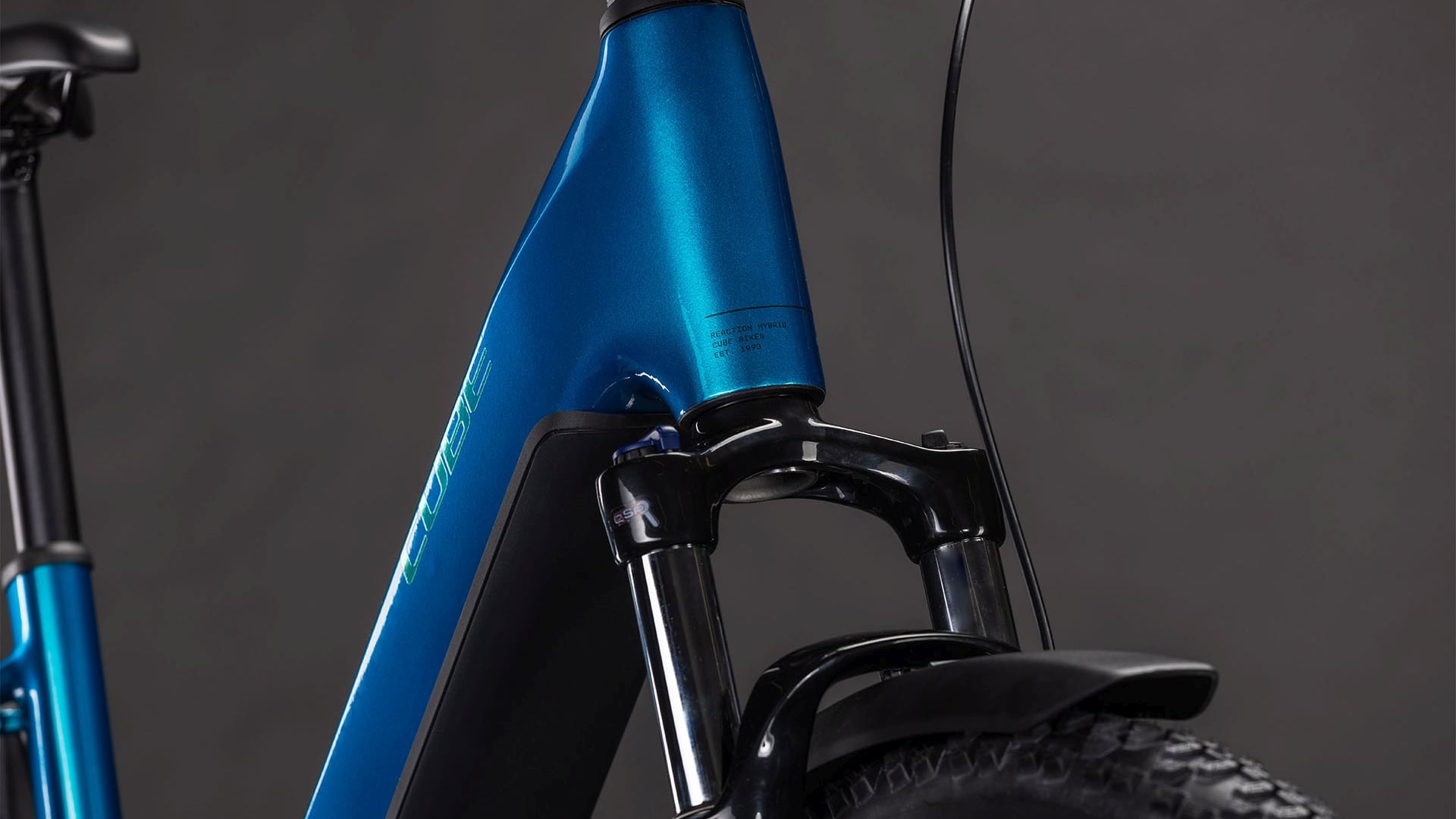 Cube Reaction Hybrid Performance 600 FE electricblue'n'dazzle