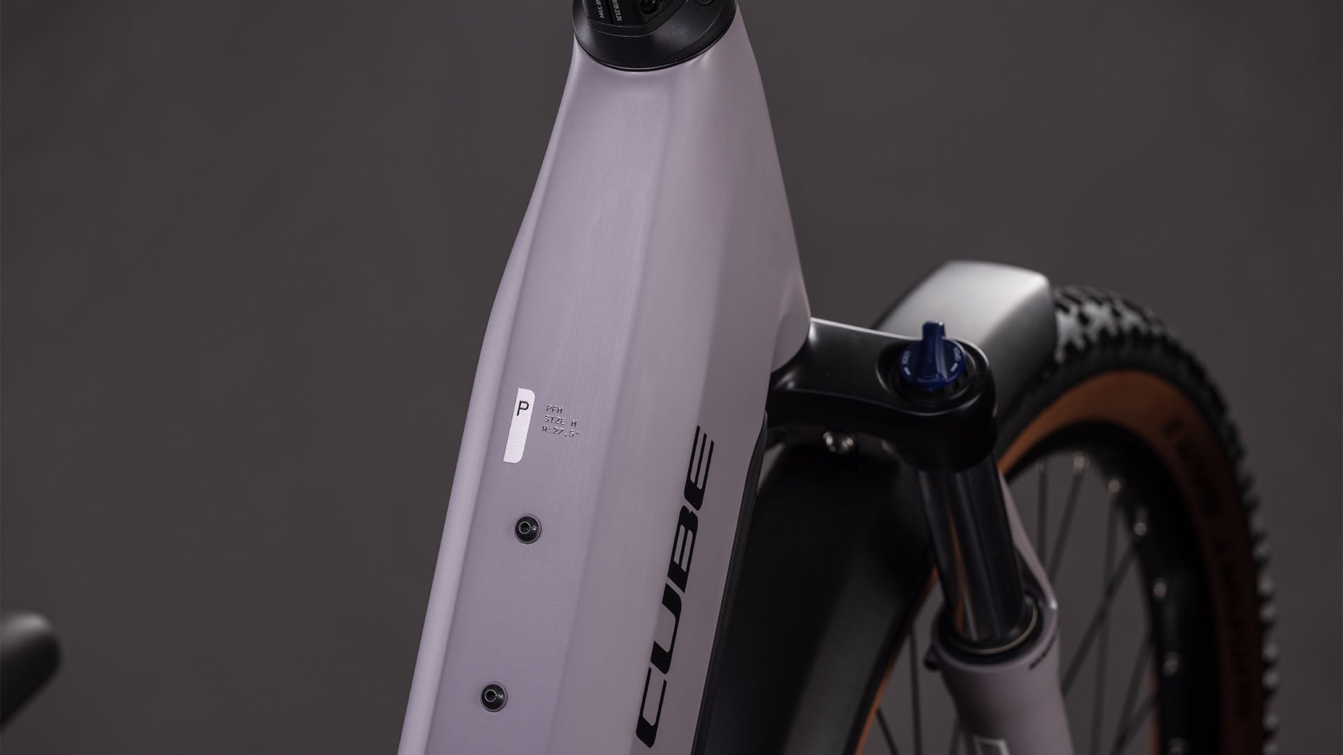 Cube Reaction Hybrid Performance 600 FE plumgrey'n'black