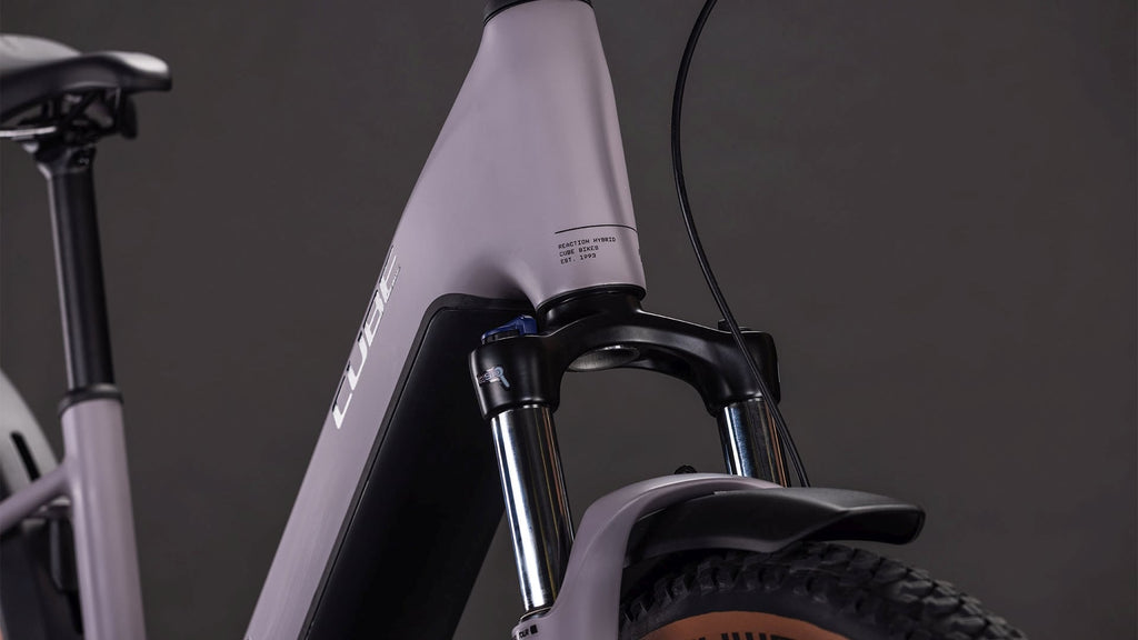 Cube Reaction Hybrid Performance 600 FE plumgrey'n'black