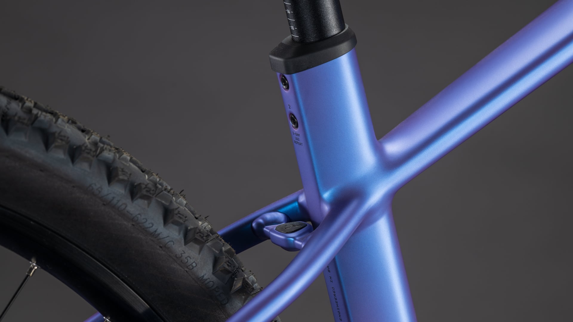 Cube Reaction Hybrid ONE 600 blueiris'n'reflect