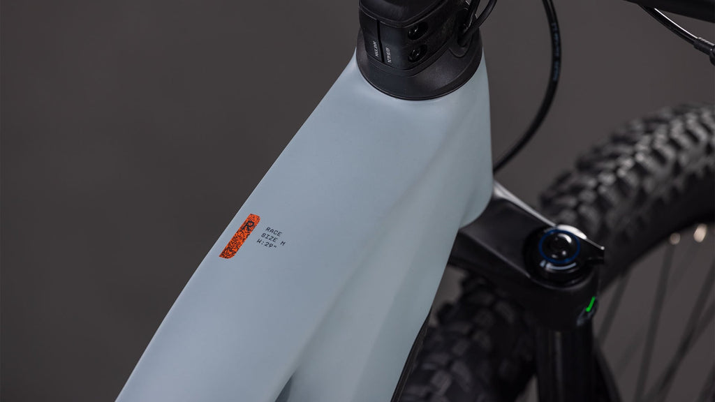 Cube Reaction Hybrid Race 800 vulcan'n'orange