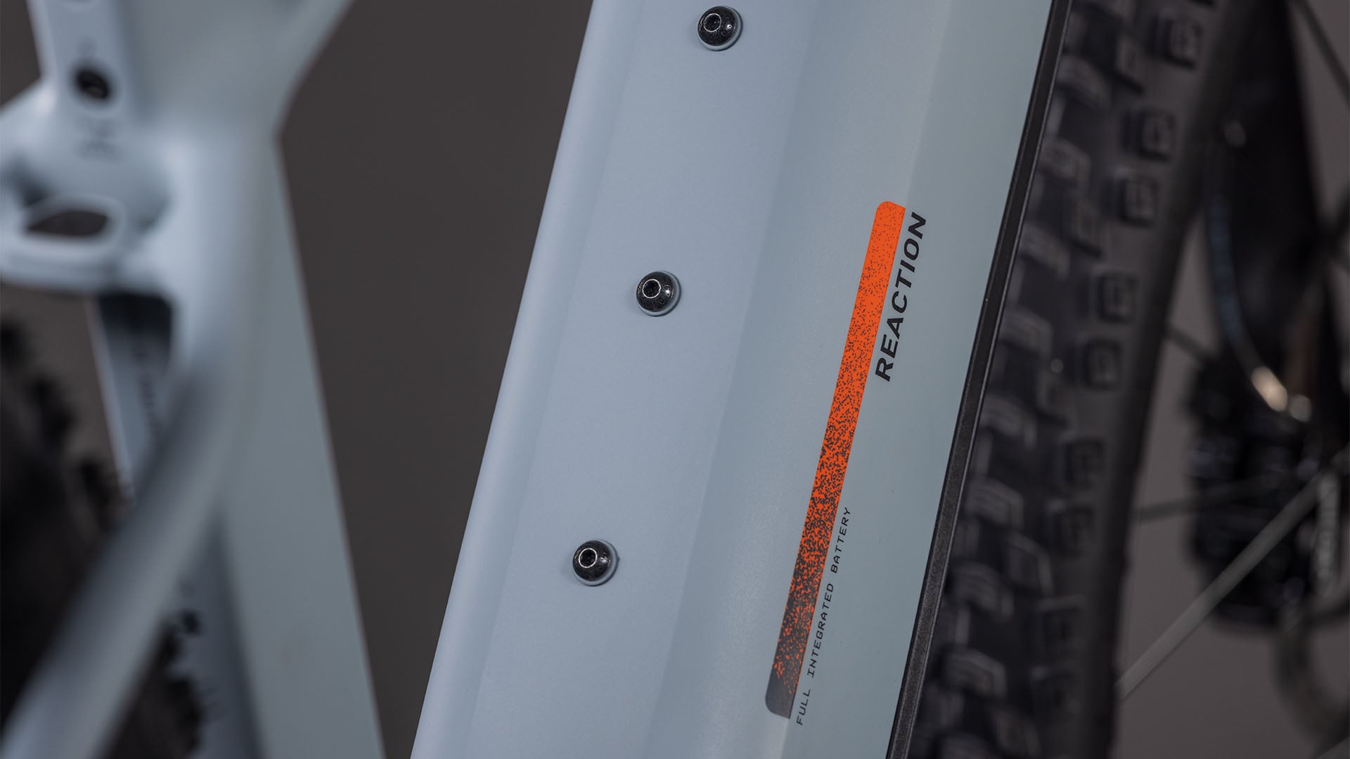 Cube Reaction Hybrid Race 800 vulcan'n'orange