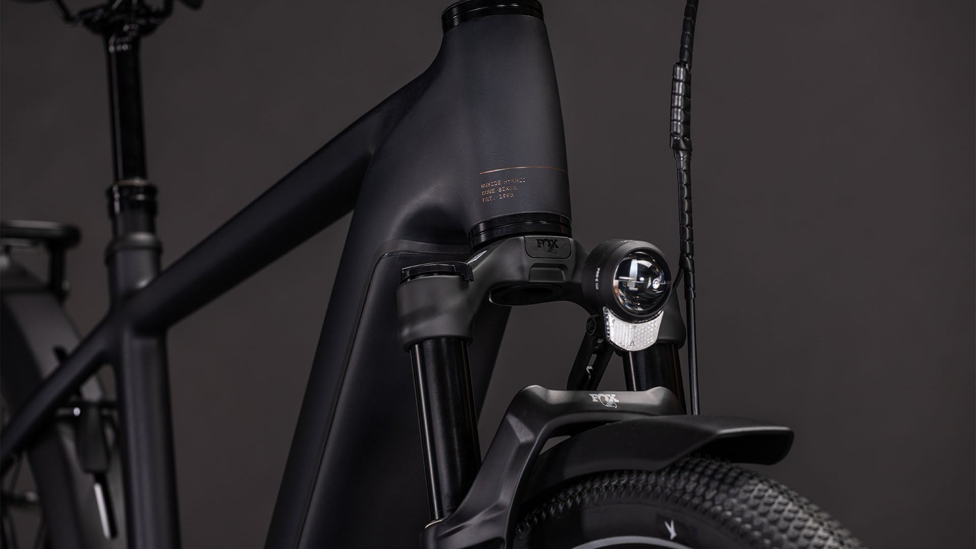 Cube Nuride Hybrid SLX 800 black'n'gold