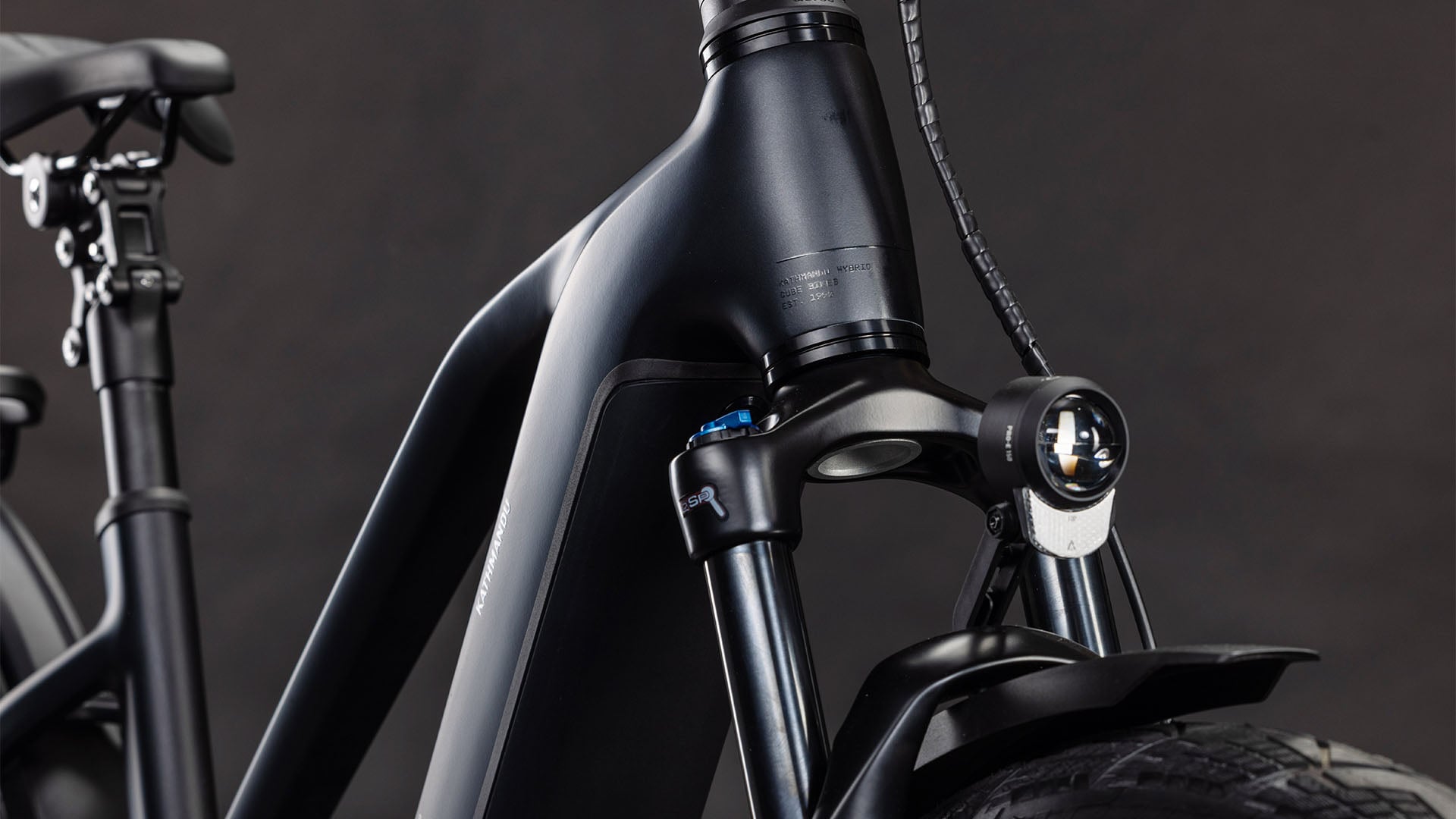 Cube Kathmandu Hybrid Pro 800 coal'n'black