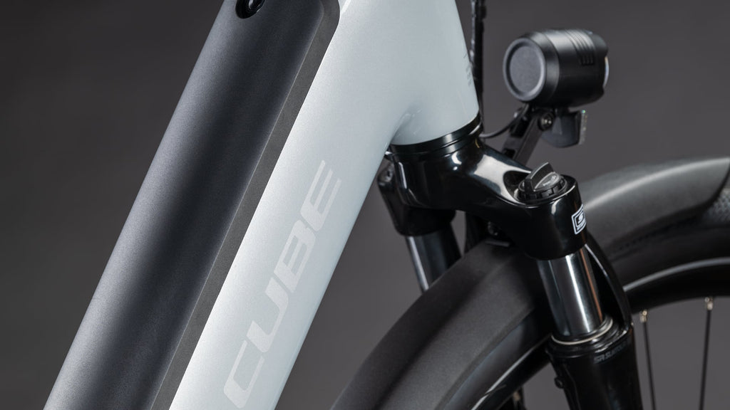 Cube Supreme Hybrid Comfort ONE 600 foggrey'n'reflex
