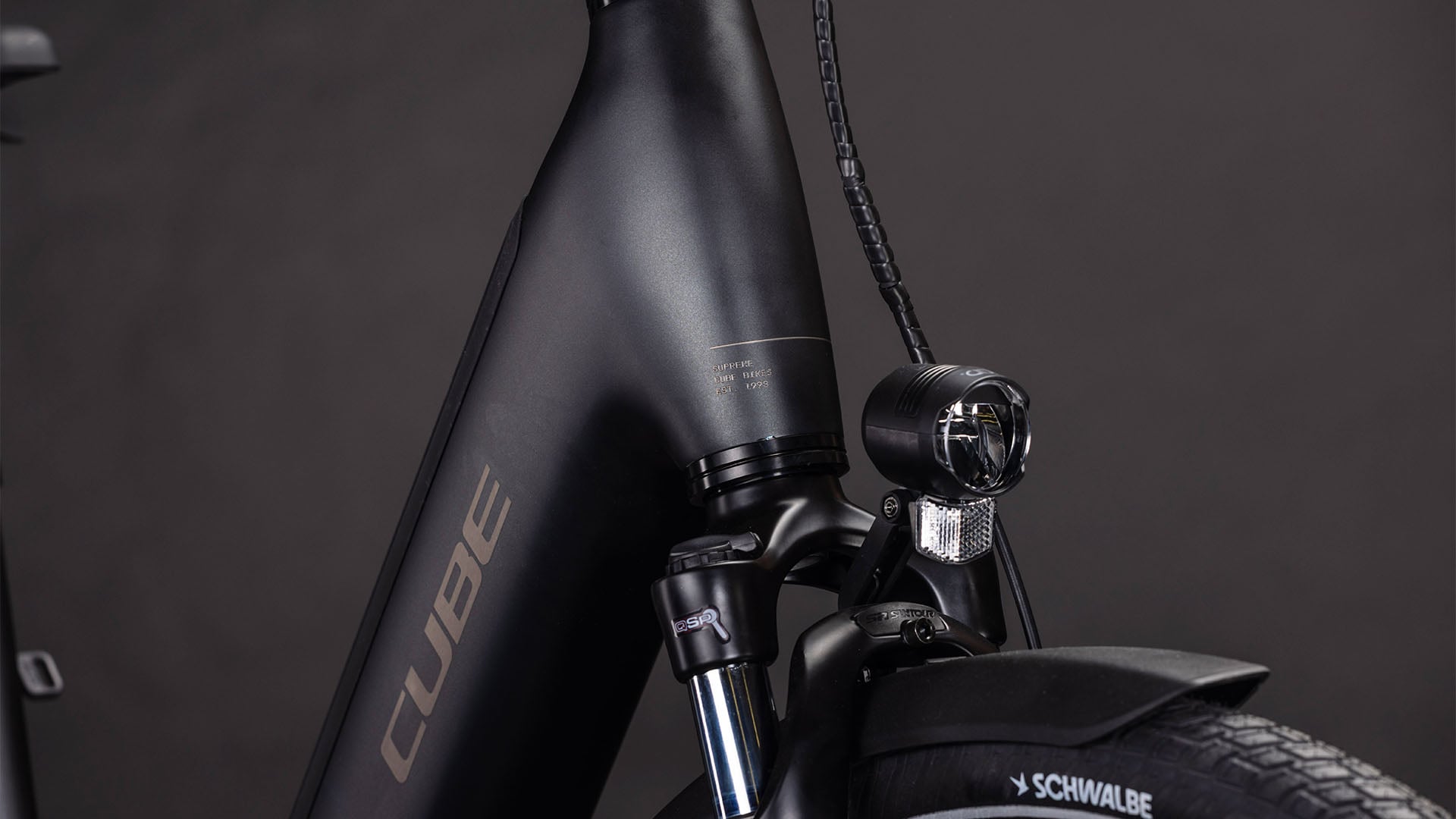 Cube Supreme Hybrid Comfort Pro 600 grey'n'chrome