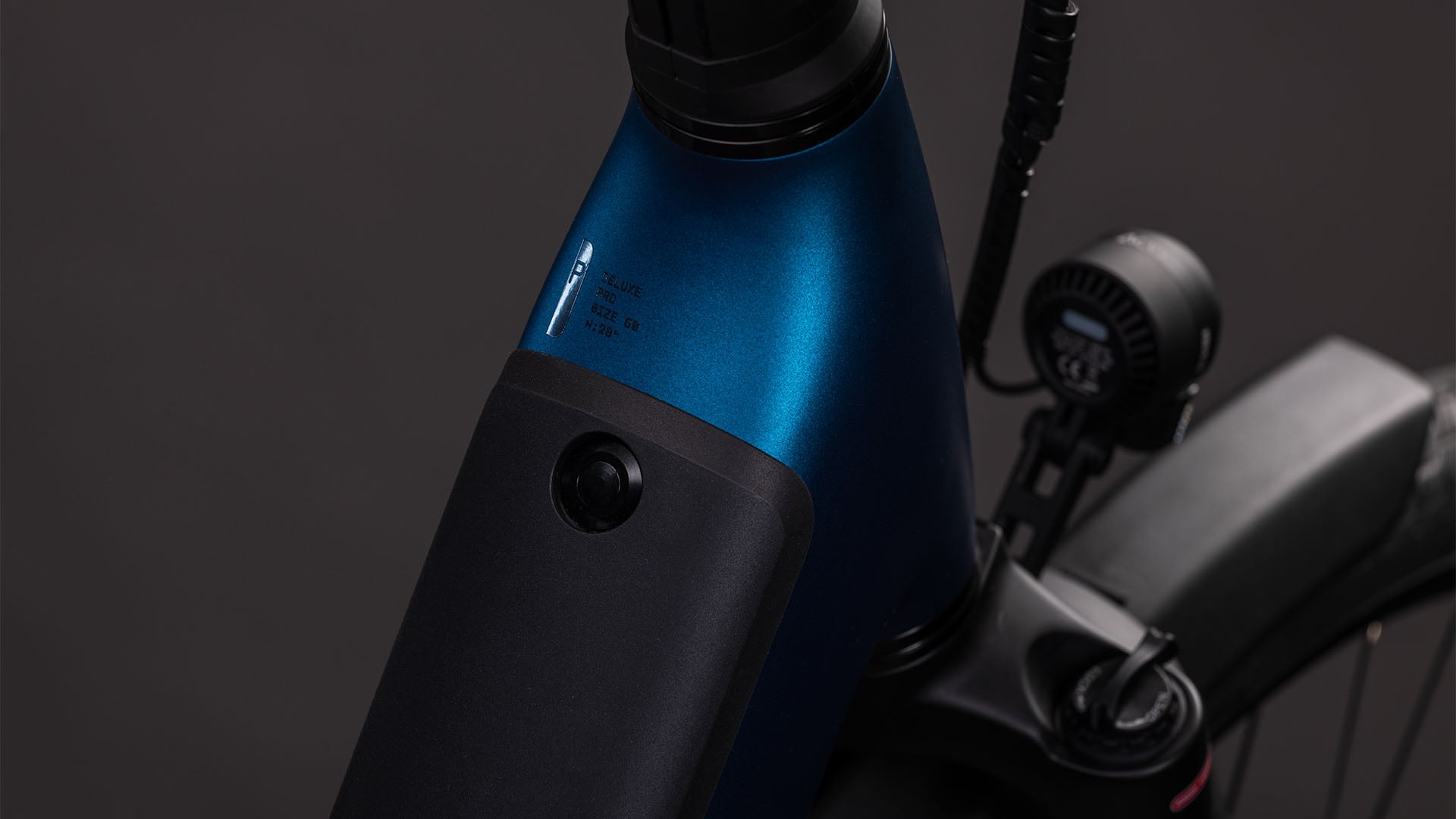 Cube Supreme Hybrid Deluxe Pro 600 electricblue'n'chrome