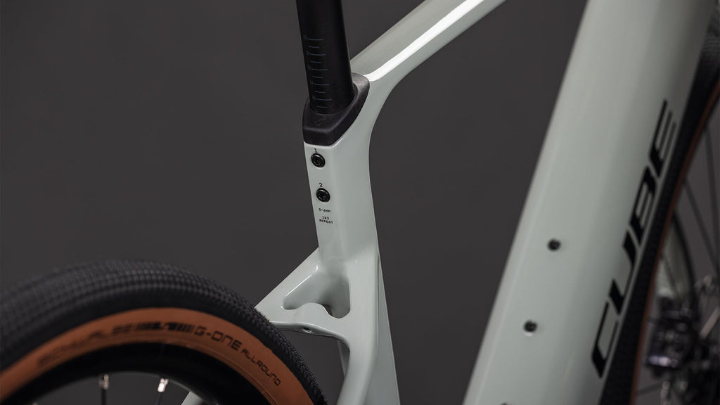 Cube Nuroad Hybrid C:62 Race 400X reedbeige'n'black