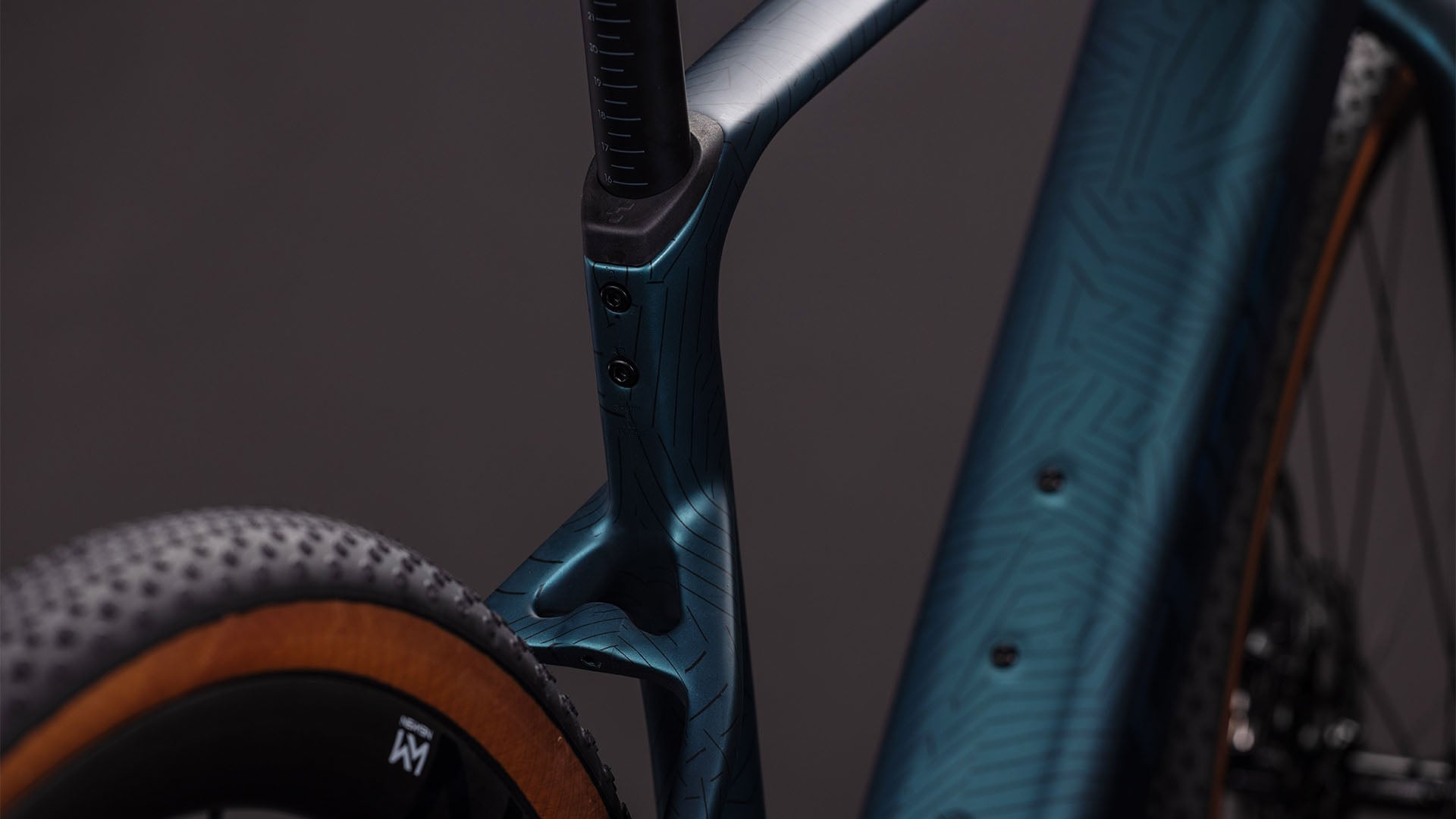 Cube Nuroad Hybrid C:62 SLT 400X royalgreen'n'crisscross