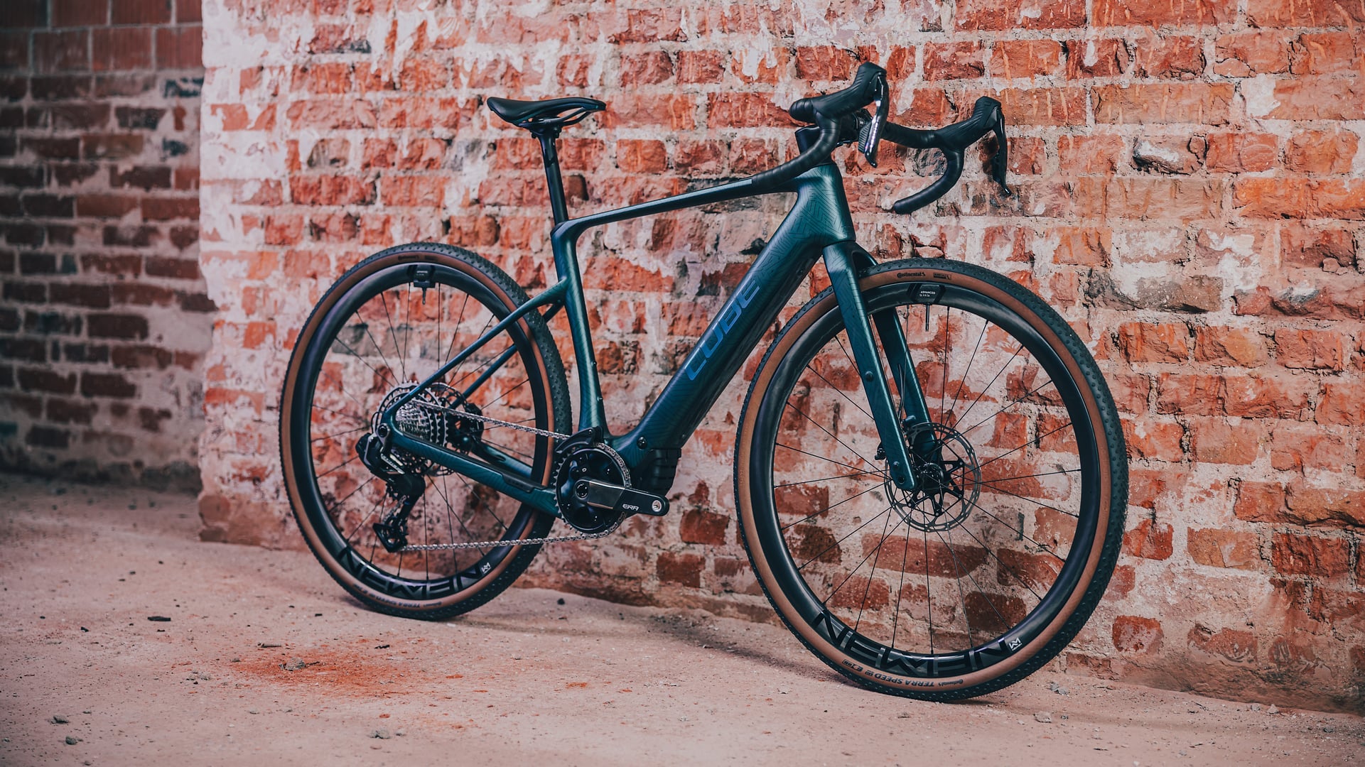 Cube Nuroad Hybrid C:62 SLT 400X royalgreen'n'crisscross