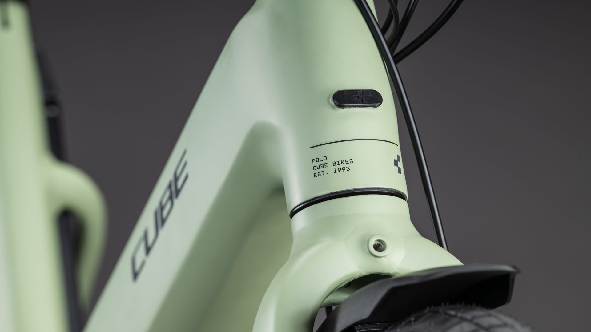Cube Fold Hybrid 545 pea'n'reflex