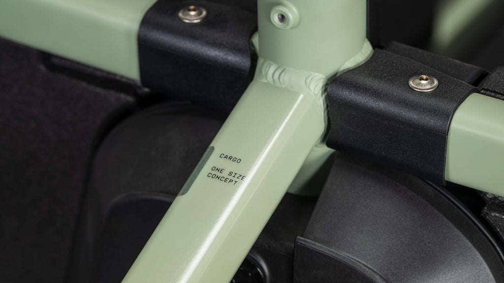 Cube Cargo Hybrid 800 pea'n'reflex