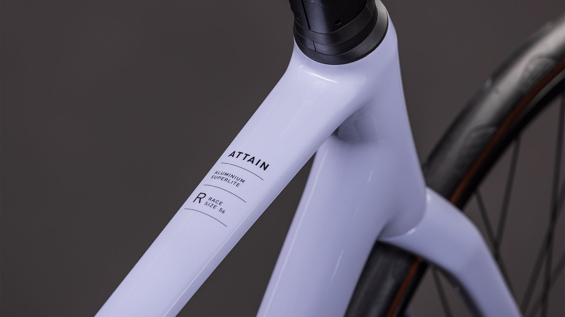 Cube Attain Race cyclamen'n'black