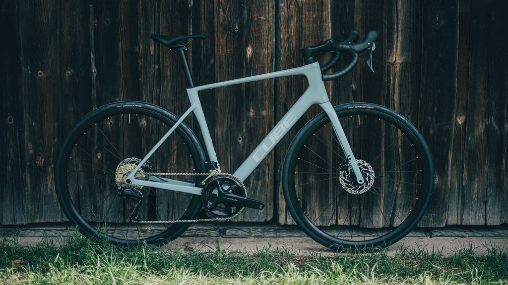 Cube Attain C:62 Race skylightblue'n'cyan