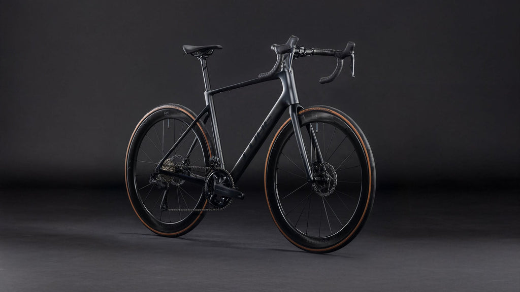 Cube Attain C:62 SLT carbon'n'coalchrome
