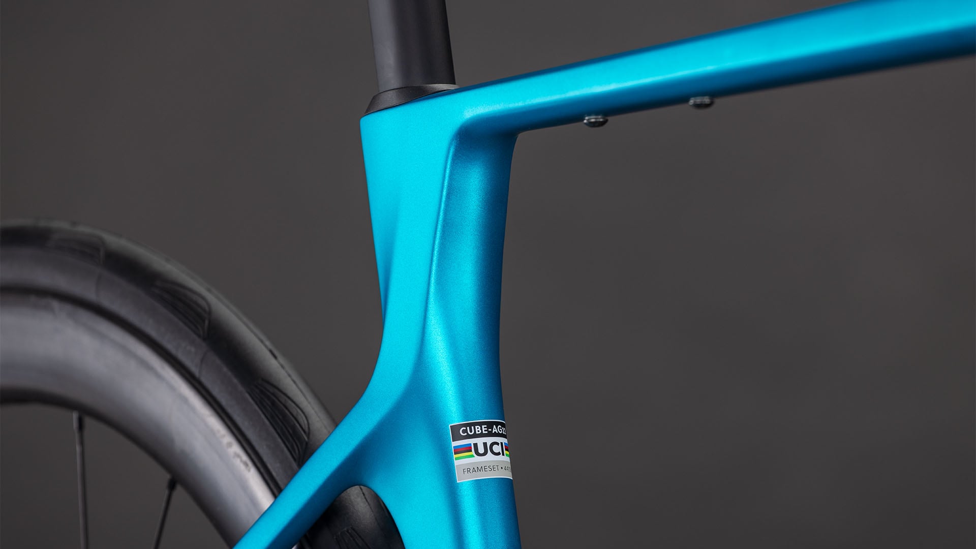 Cube Agree C:62 Pro bali'n'prism