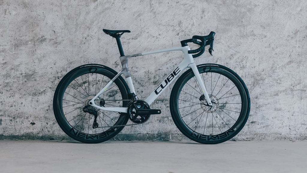 Cube Agree C:62 Race glacier'n'black
