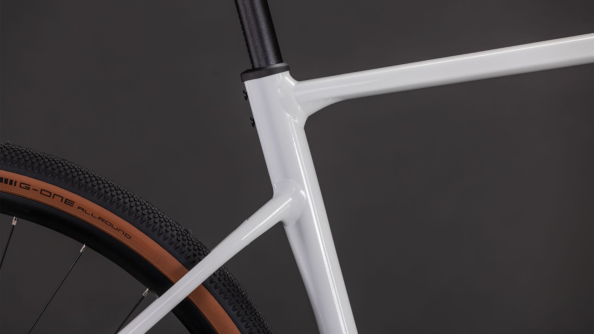 Cube Nuroad EX cotton'n'grey