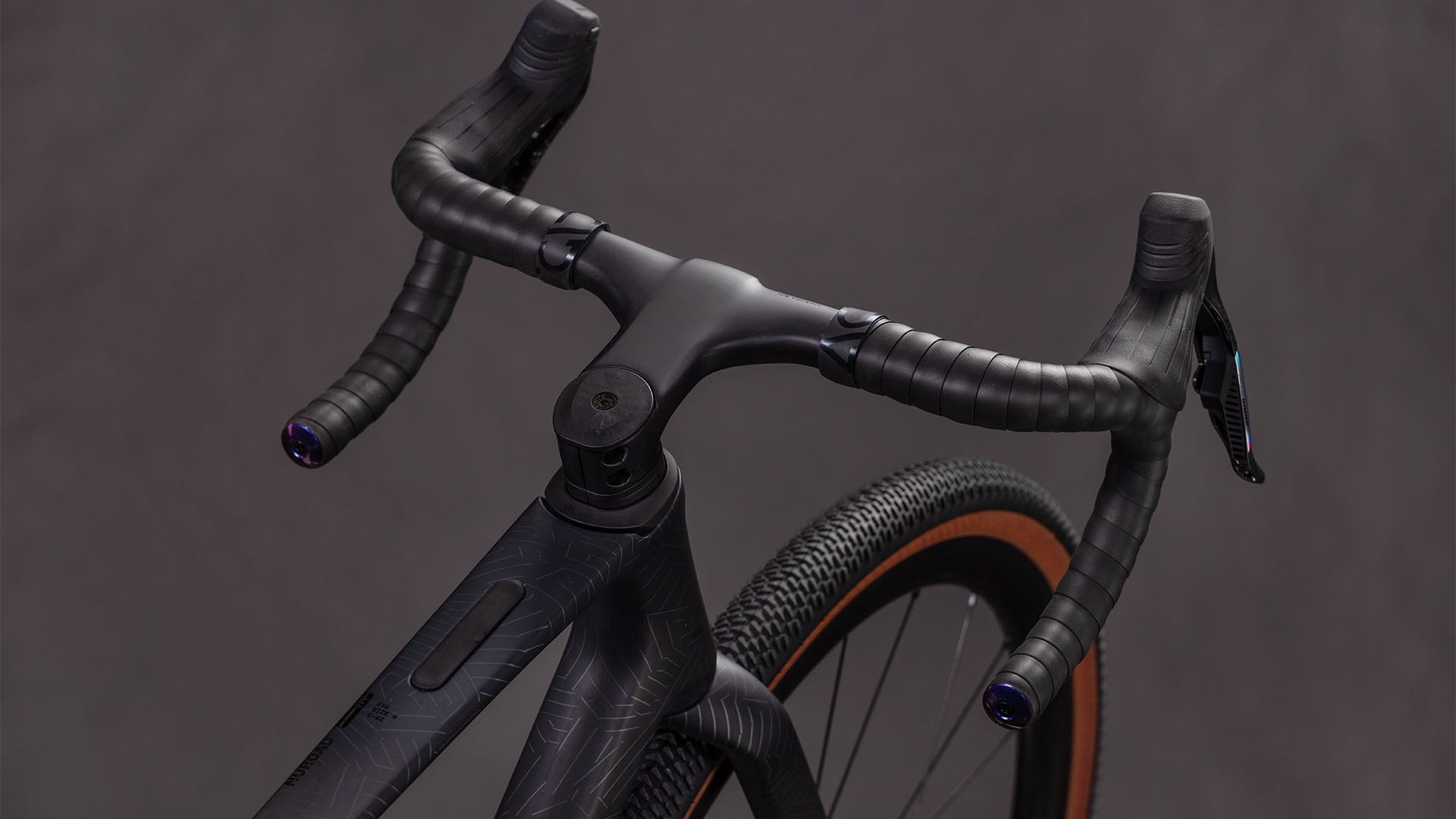Cube Nuroad C:62 EXC carbon'n'crisscross