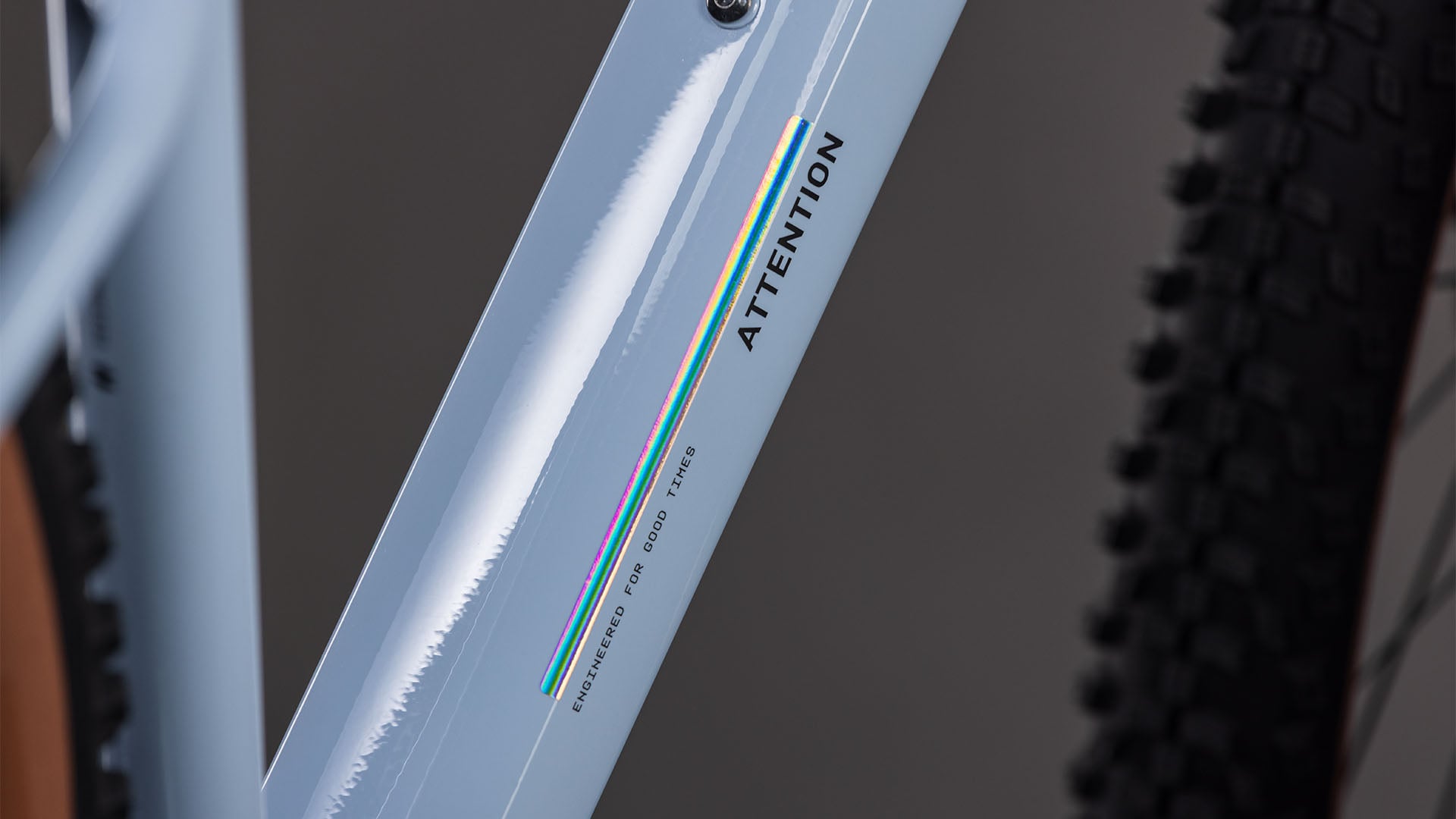 Cube Attention Pro iceblue'n'prism