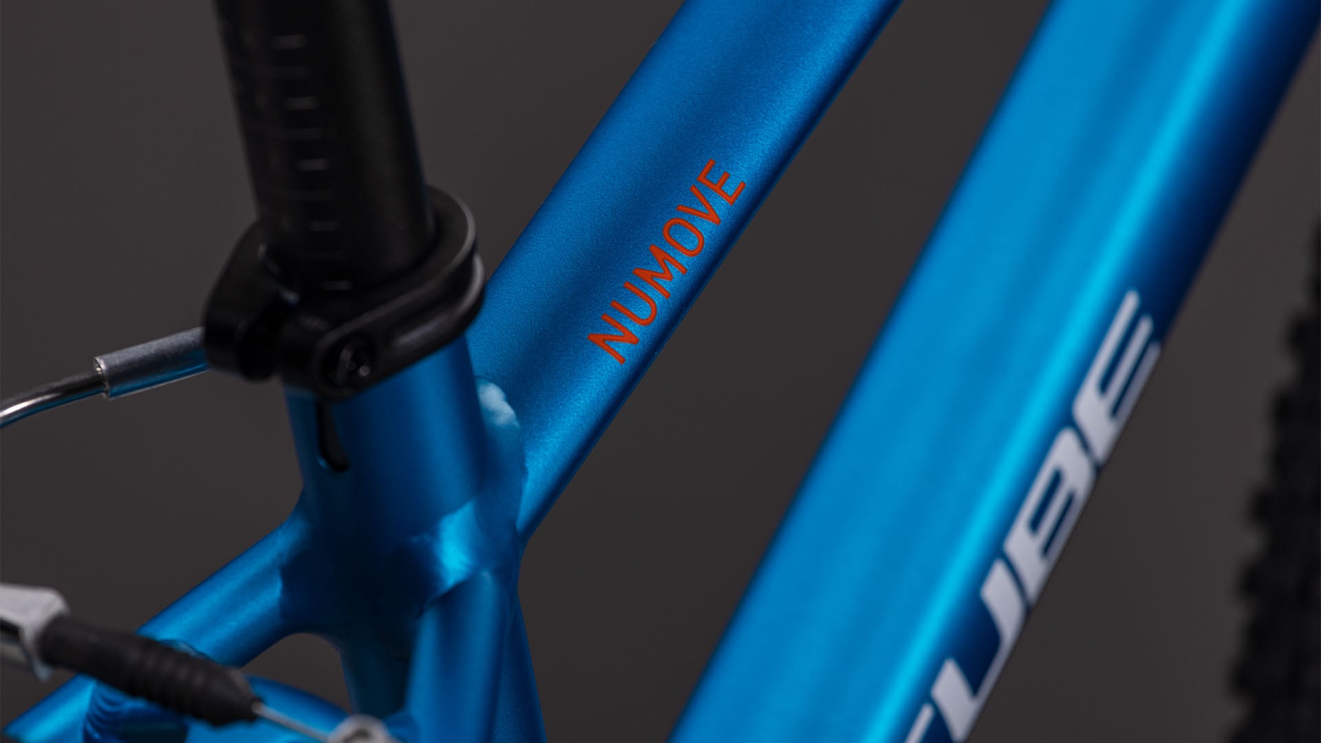 Cube Numove 140 topasblue'n'nebula