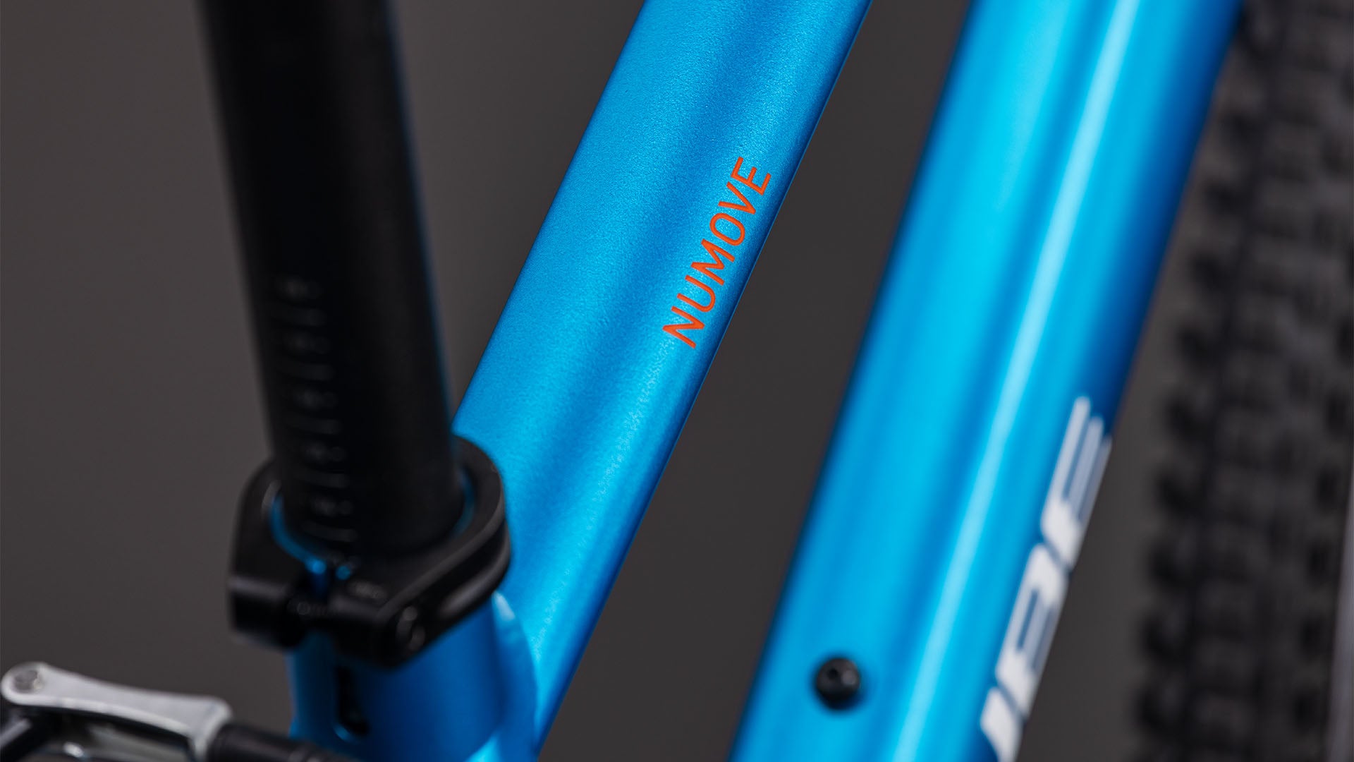 Cube Numove 200 topasblue'n'nebula