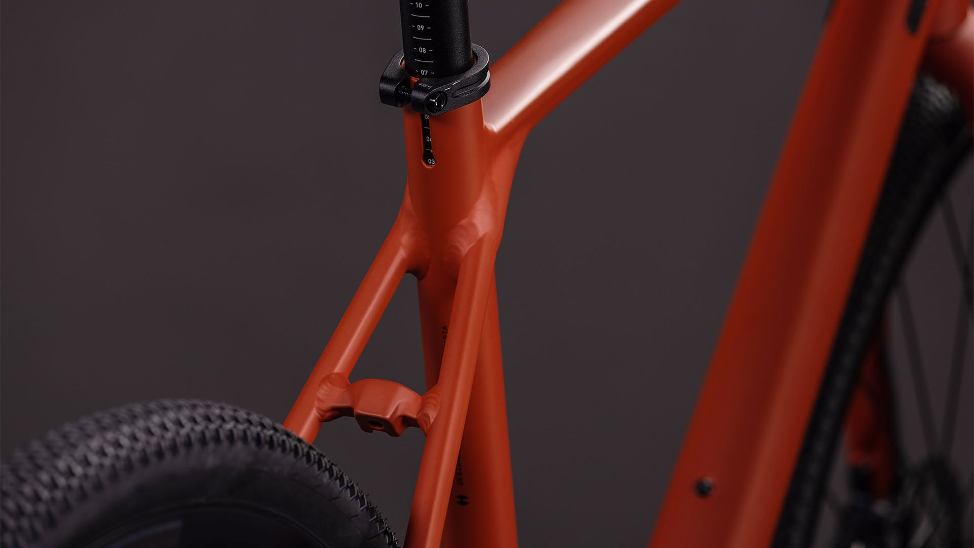 Cube Nulane Race amber'n'black