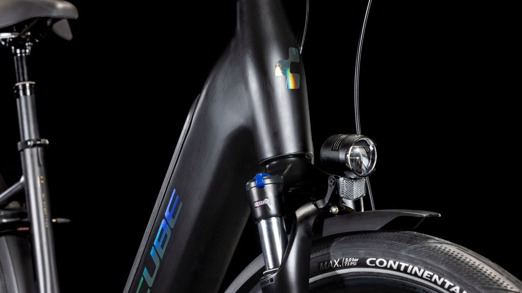 Cube Supreme Hybrid Pro 625 black'n'spectral