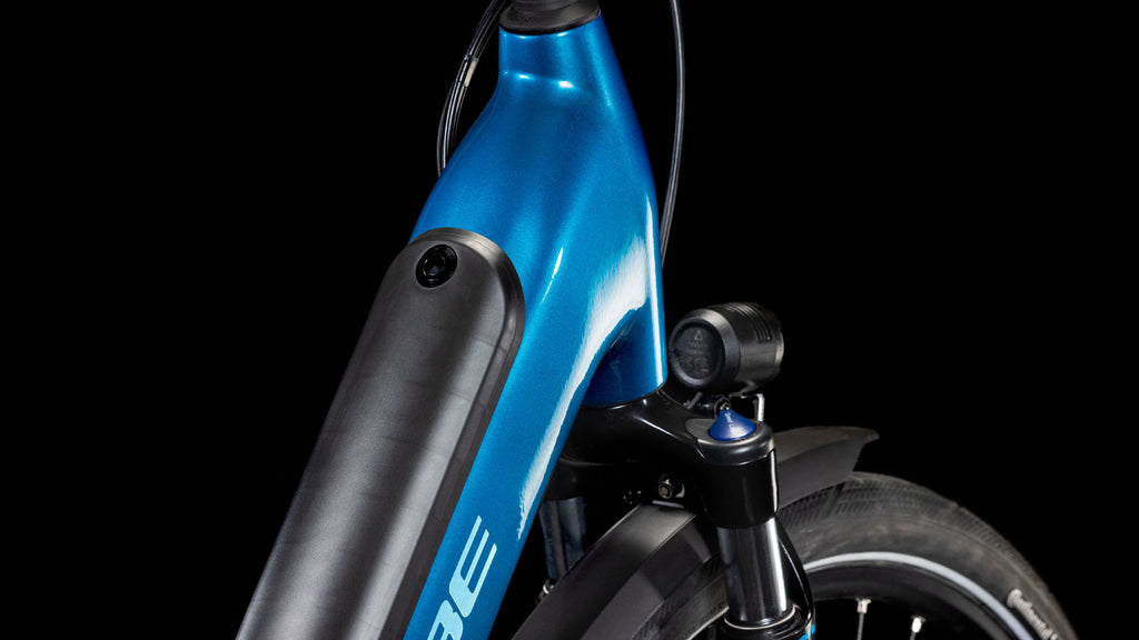 Cube Supreme Hybrid Pro 625 electricblue'n'blue