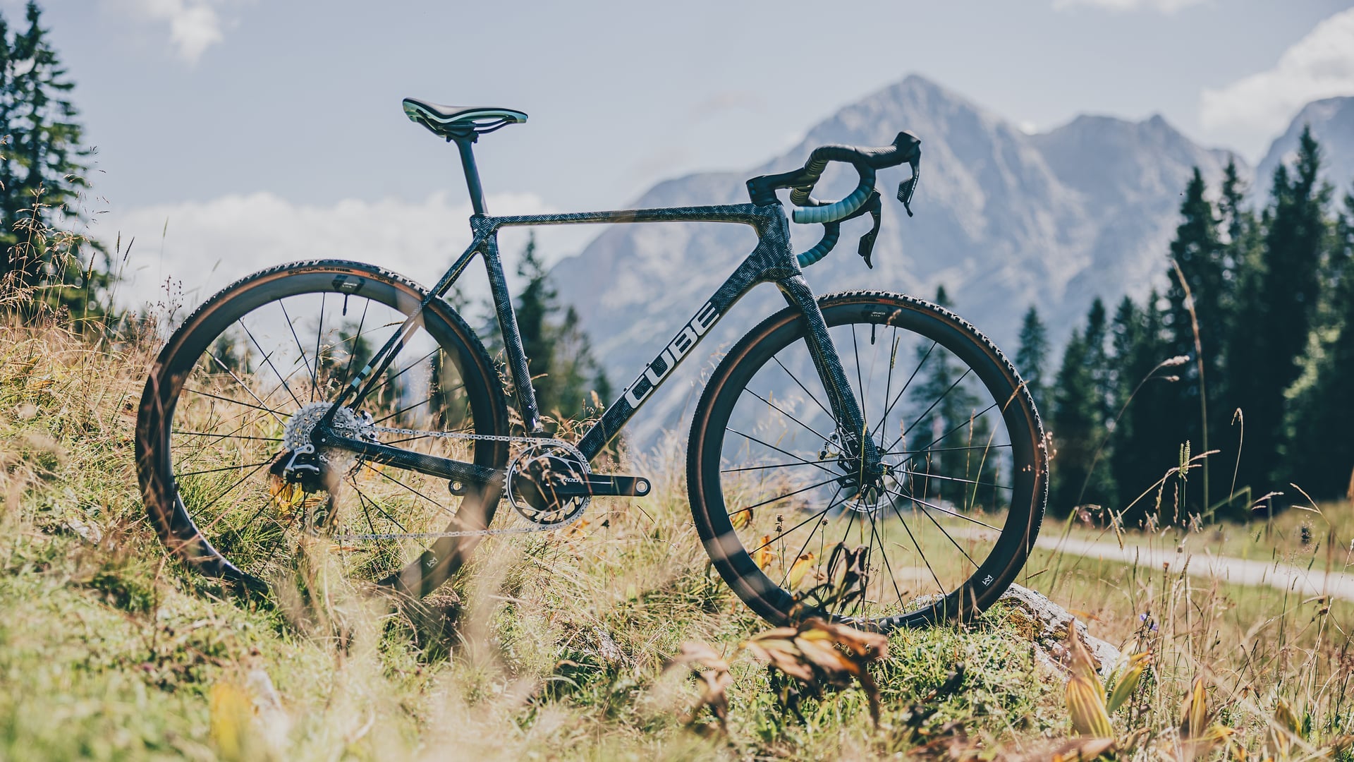 Cube Cross Race C:68X SLT matrixblack'n'blue