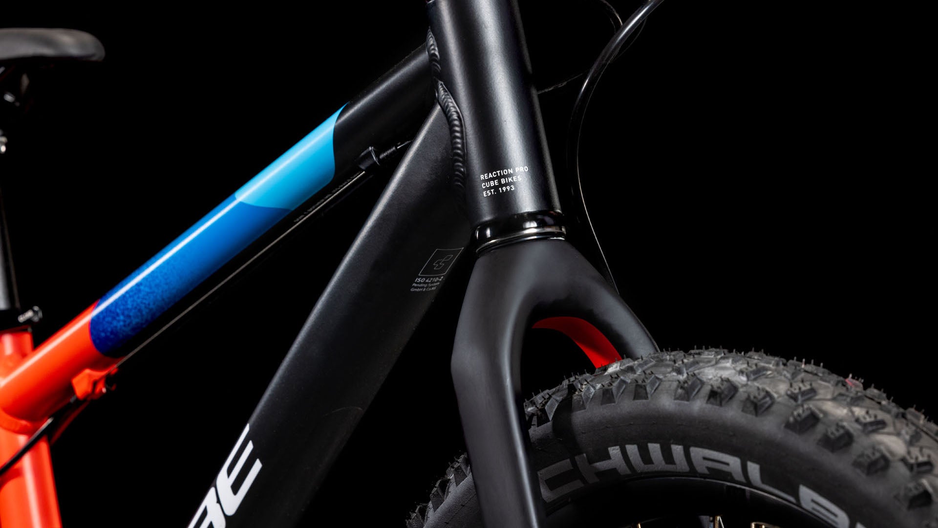 Cube Reaction 200 Pro black'n'blue'n'red